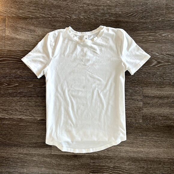 EUC Lululemon Love Curved-Hem Crewneck T-Shirt White Pima Cotton Size 2 Capsule - Picture 3 of 11